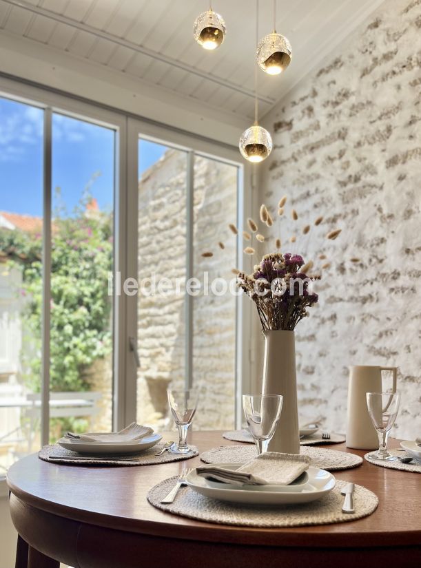 Photo 6 : SEJOUR d'une maison située à Les Portes-en-Ré, île de Ré.