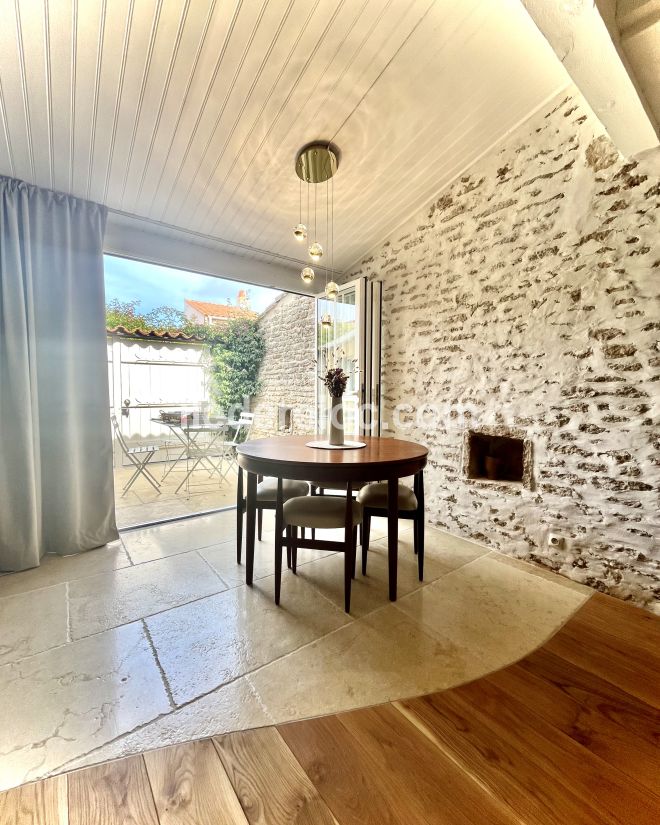 Photo 7 : SEJOUR d'une maison située à Les Portes-en-Ré, île de Ré.