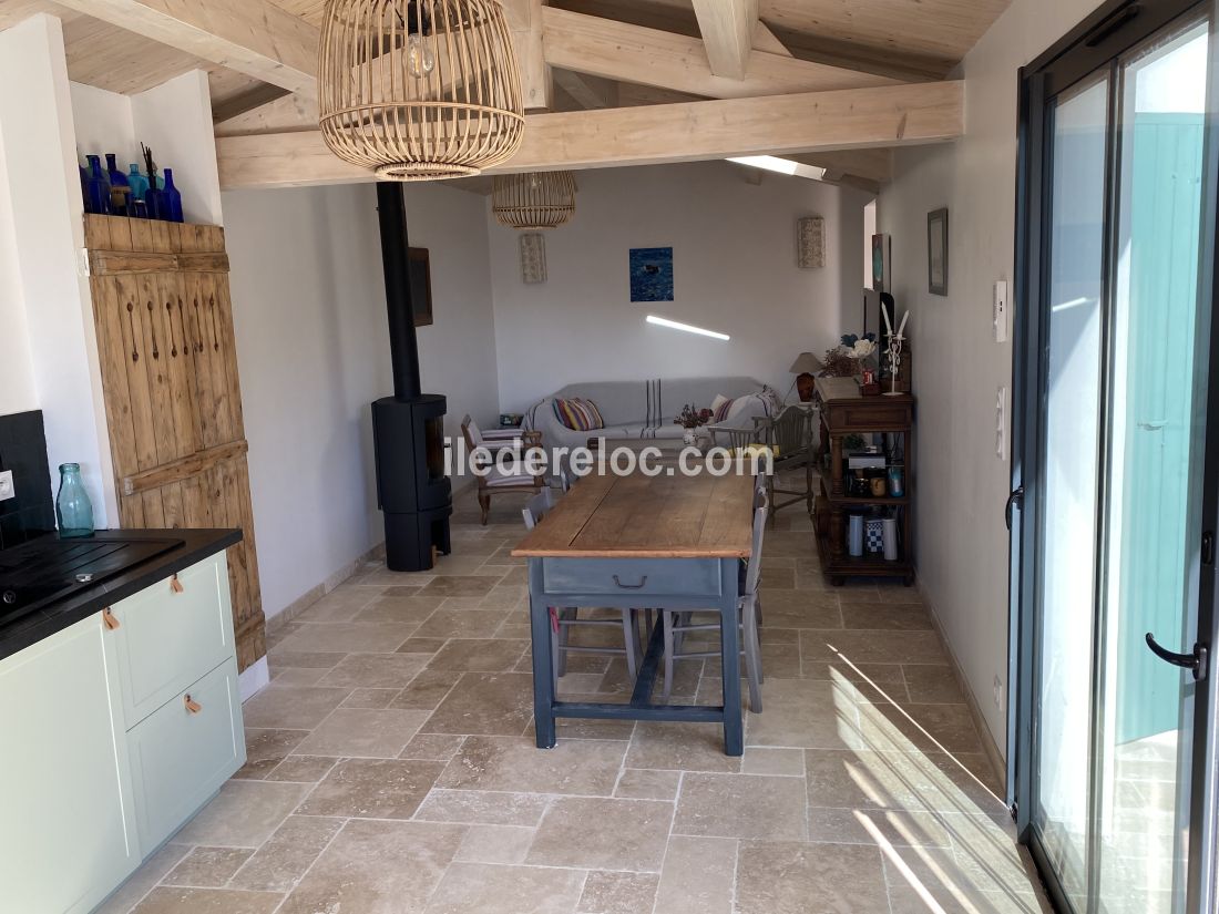 Photo 4 : SEJOUR d'une maison située à Loix, île de Ré.
