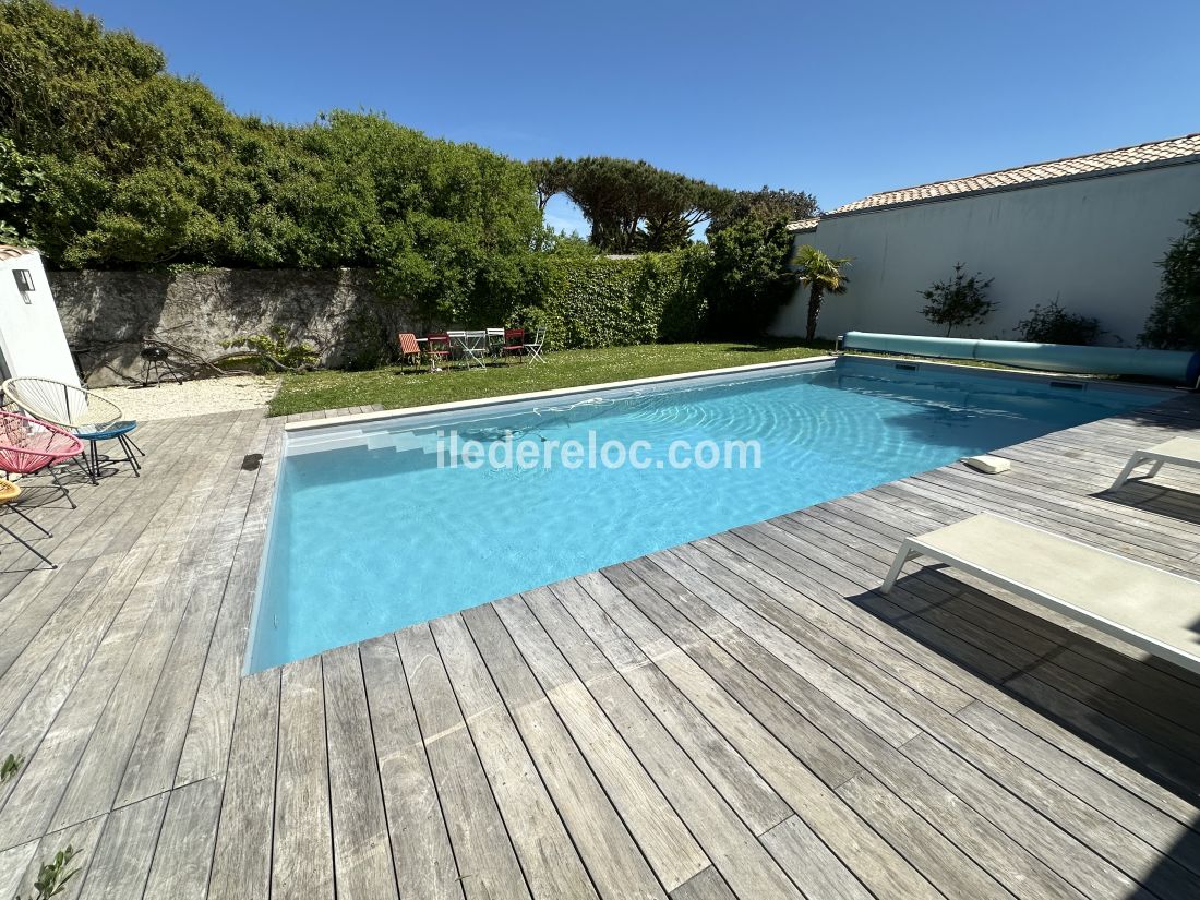 Photo 18 : PISCINE d'une maison située à Loix, île de Ré.
