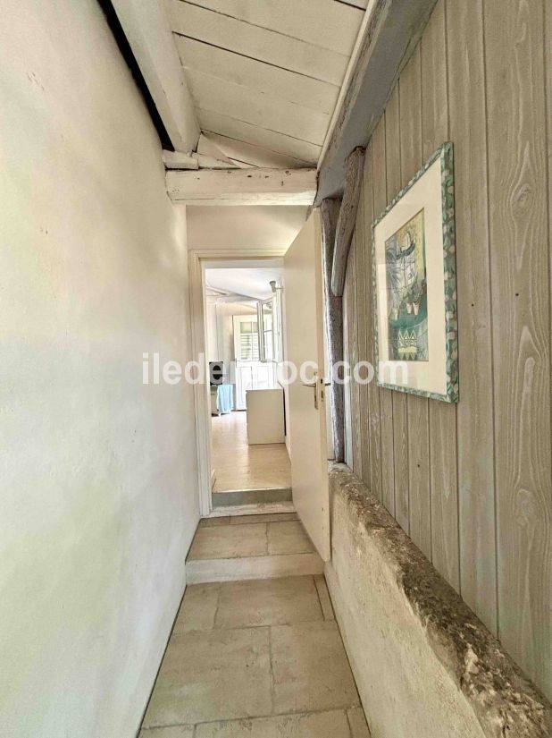 Photo 8 : SEJOUR d'une maison située à Saint-Martin-de-Ré, île de Ré.