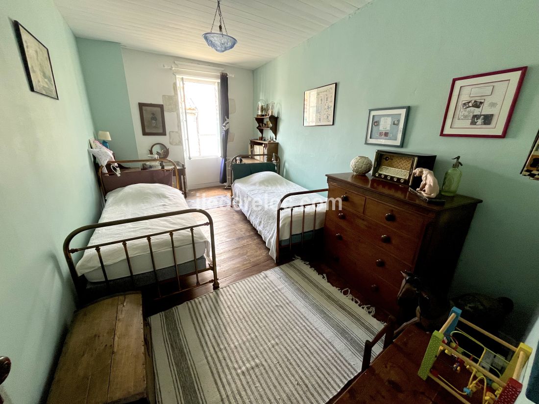 Photo 14 : CHAMBRE d'une maison située à Sainte-Marie-de-Ré, île de Ré.