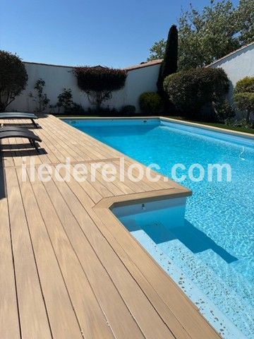 Photo 4 : PISCINE d'une maison situ&eacute;e &agrave; Le Bois-Plage-en-R&eacute;, &icirc;le de R&eacute;.