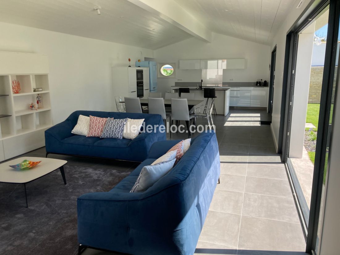 Photo 5 : SEJOUR d'une maison située à Le Bois-Plage-en-Ré, île de Ré.