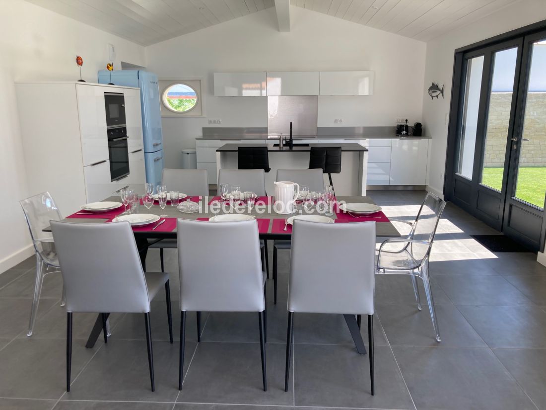 Photo 7 : SEJOUR d'une maison située à Le Bois-Plage-en-Ré, île de Ré.