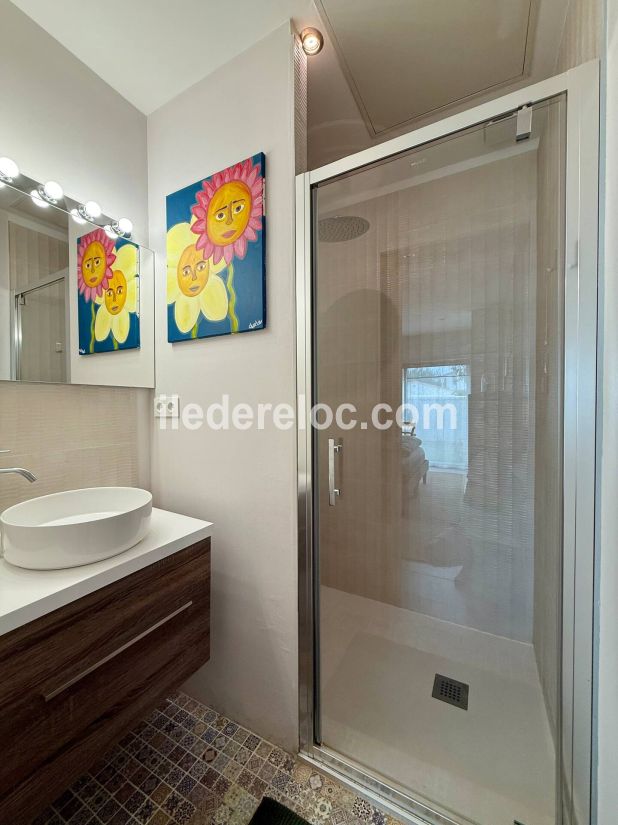 Photo 18 : NC d'une maison située à Sainte-Marie-de-Ré, île de Ré.