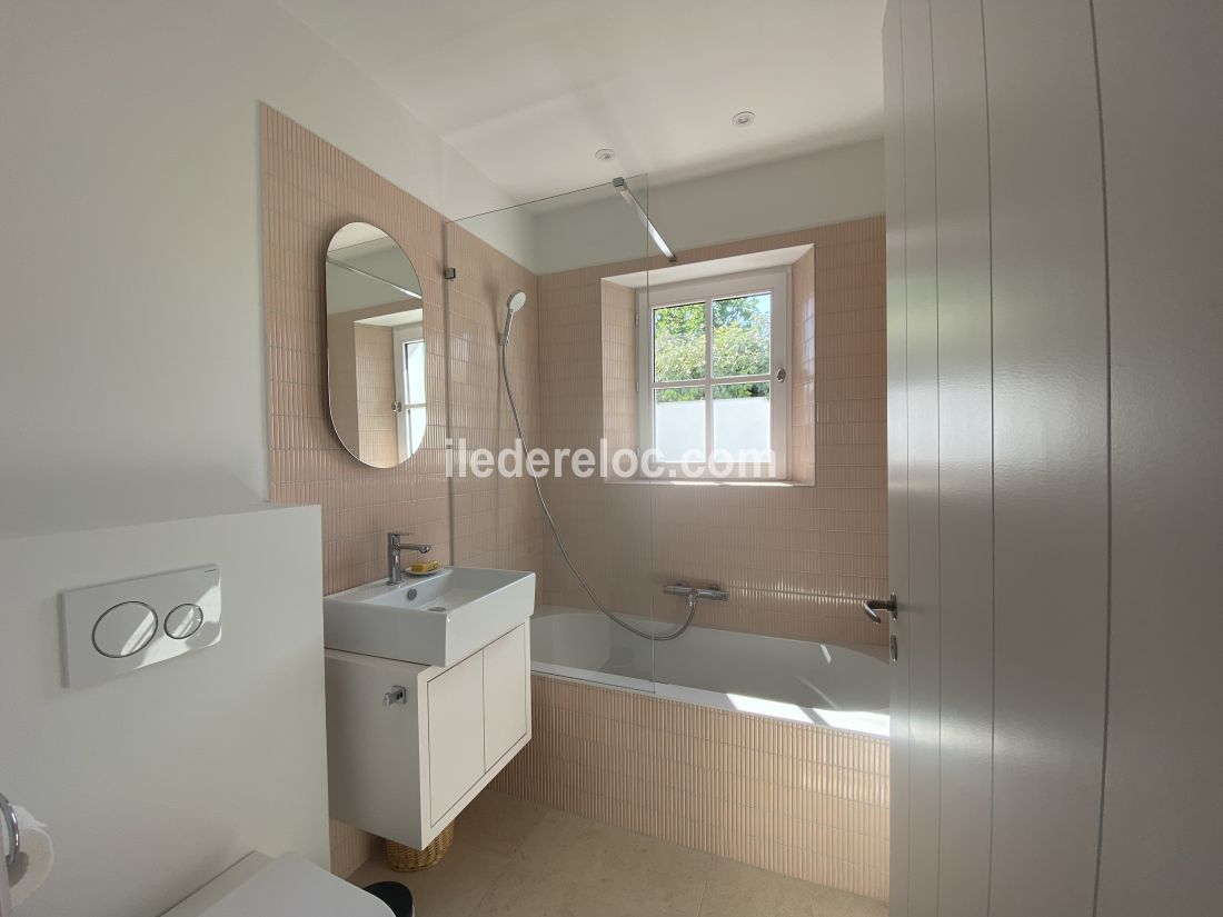 Photo 21 : NC d'une maison située à Loix, île de Ré.