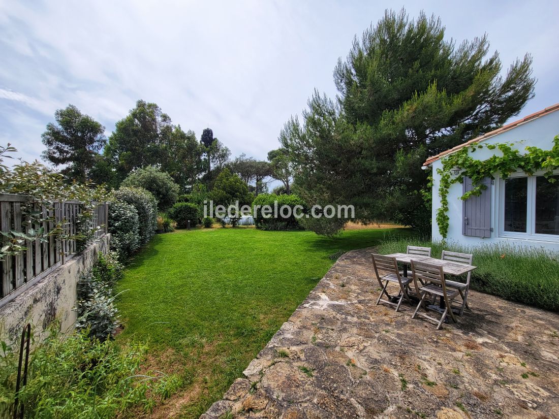 Photo 6 : NC d'une maison située à Les Portes-en-Ré, île de Ré.