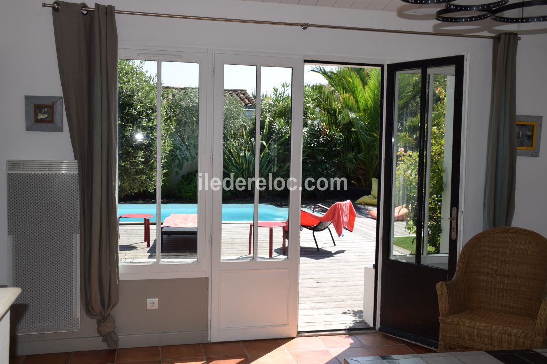 Photo 12 : EXTERIEUR d'une maison située à Rivedoux-Plage, île de Ré.