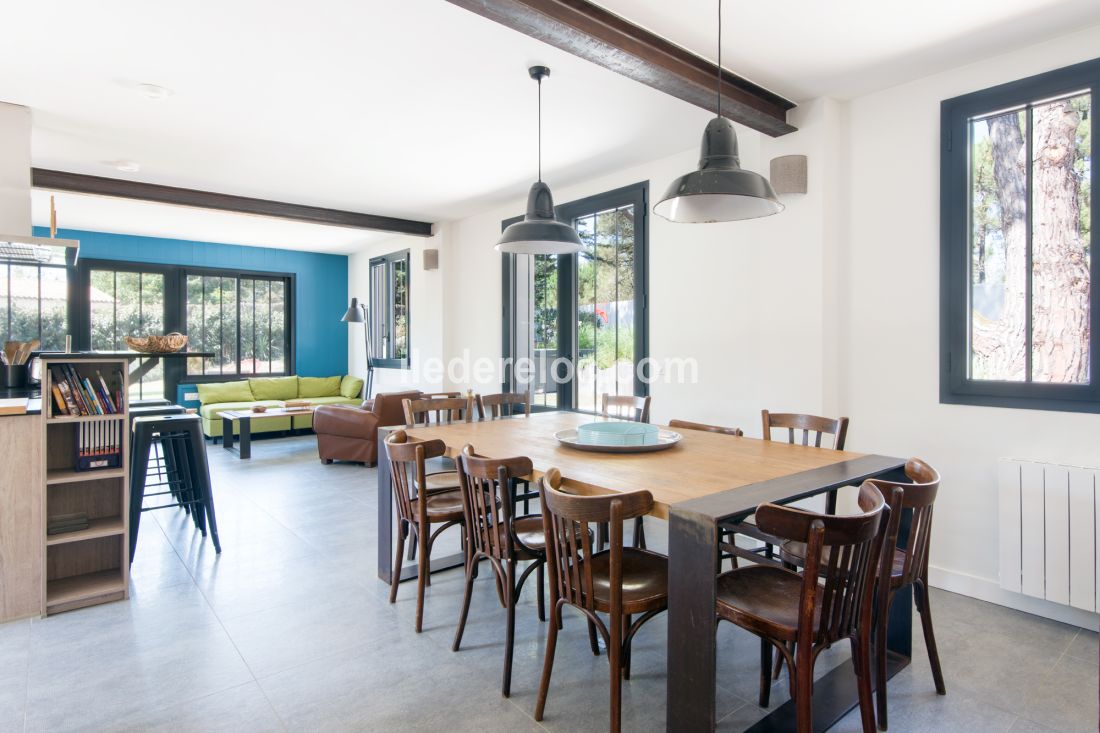 Photo 6 : SEJOUR d'une maison situ&eacute;e &agrave; Sainte-Marie-de-R&eacute;, &icirc;le de R&eacute;.