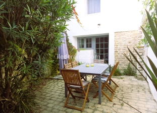 Ile de R&eacute;:Magnolia maison spacieuse à sainte marie de ré