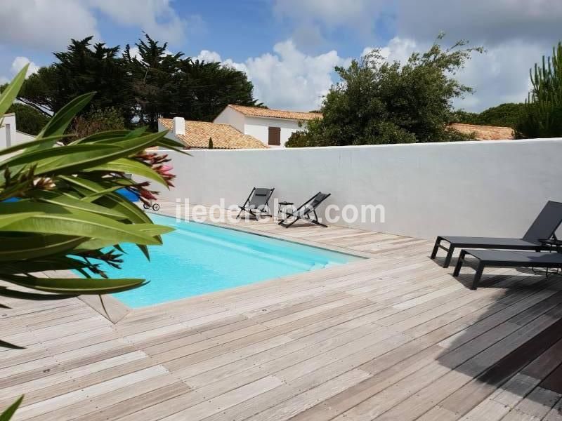 Photo 3 : EXTERIEUR d'une maison située à Le Bois-Plage-en-Ré, île de Ré.