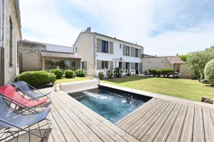 Ile de R&eacute;:Puits charraud - maison familiale