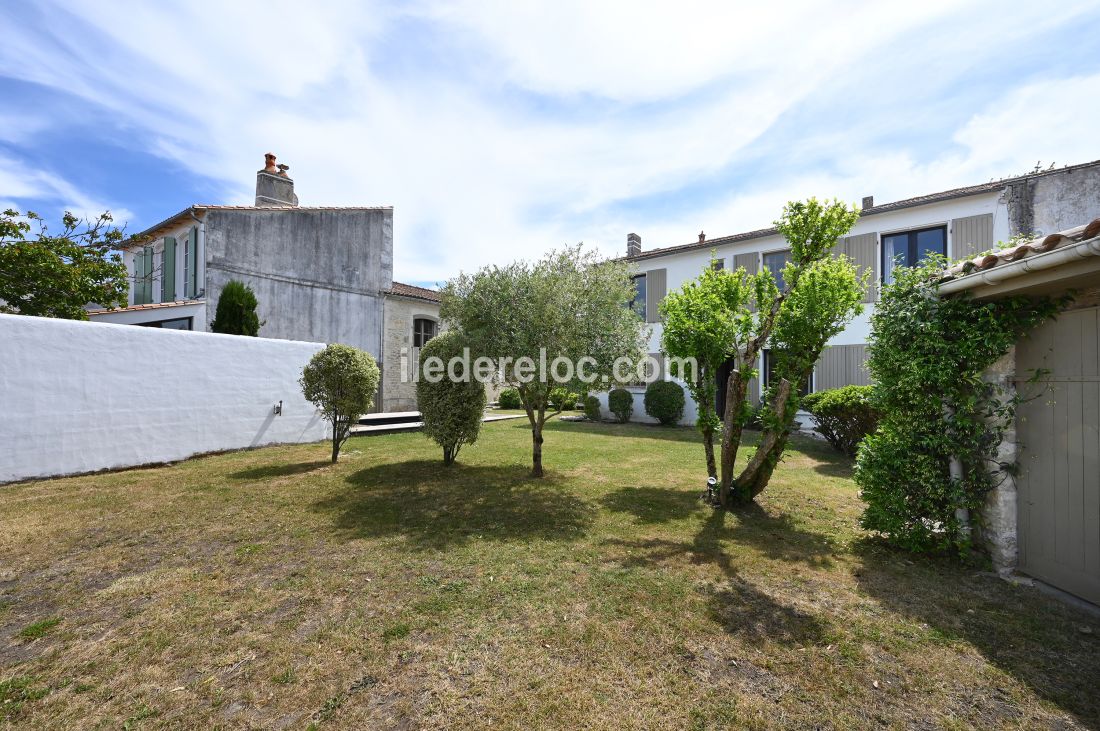 Photo 6 : NC d'une maison situ&eacute;e &agrave; La Flotte-en-R&eacute;, &icirc;le de R&eacute;.