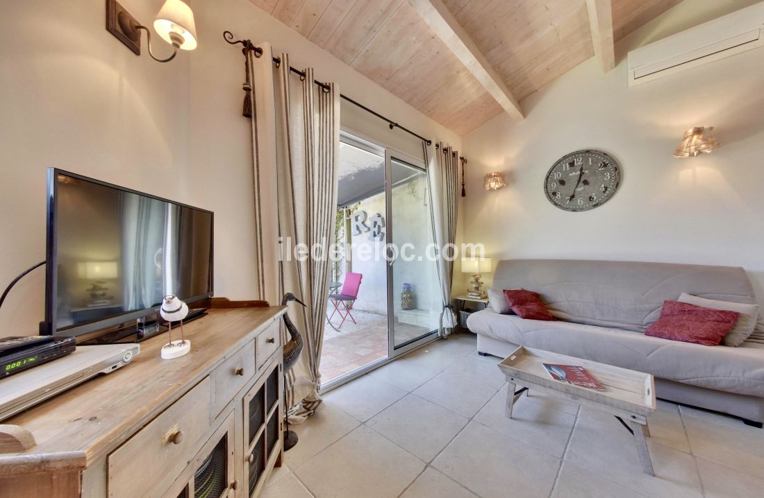 Photo 4 : NC d'une maison situ&eacute;e &agrave; Saint-Martin-de-R&eacute;, &icirc;le de R&eacute;.