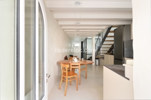 Ile de R&eacute;:535 le duplex - maisonnette rénovée et lumineuse