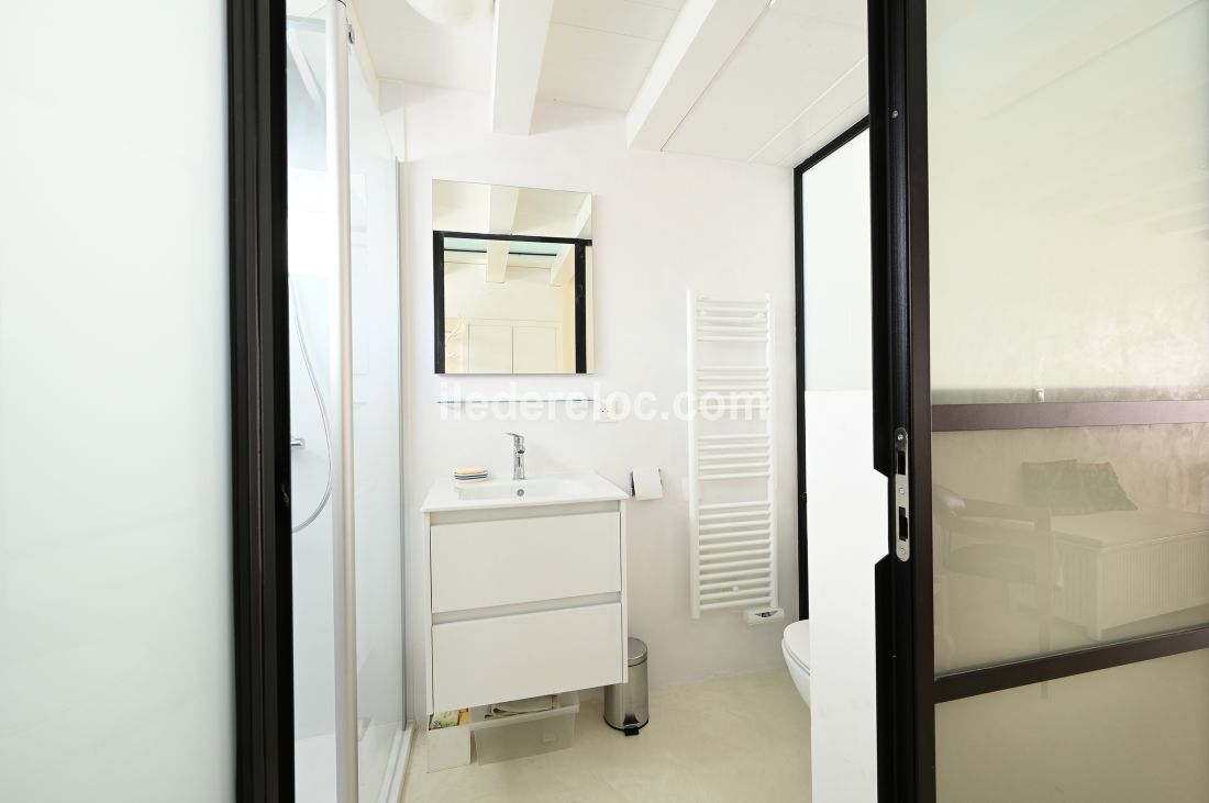 Photo 19 : NC d'une maison situ&eacute;e &agrave; Saint-Martin-de-R&eacute;, &icirc;le de R&eacute;.