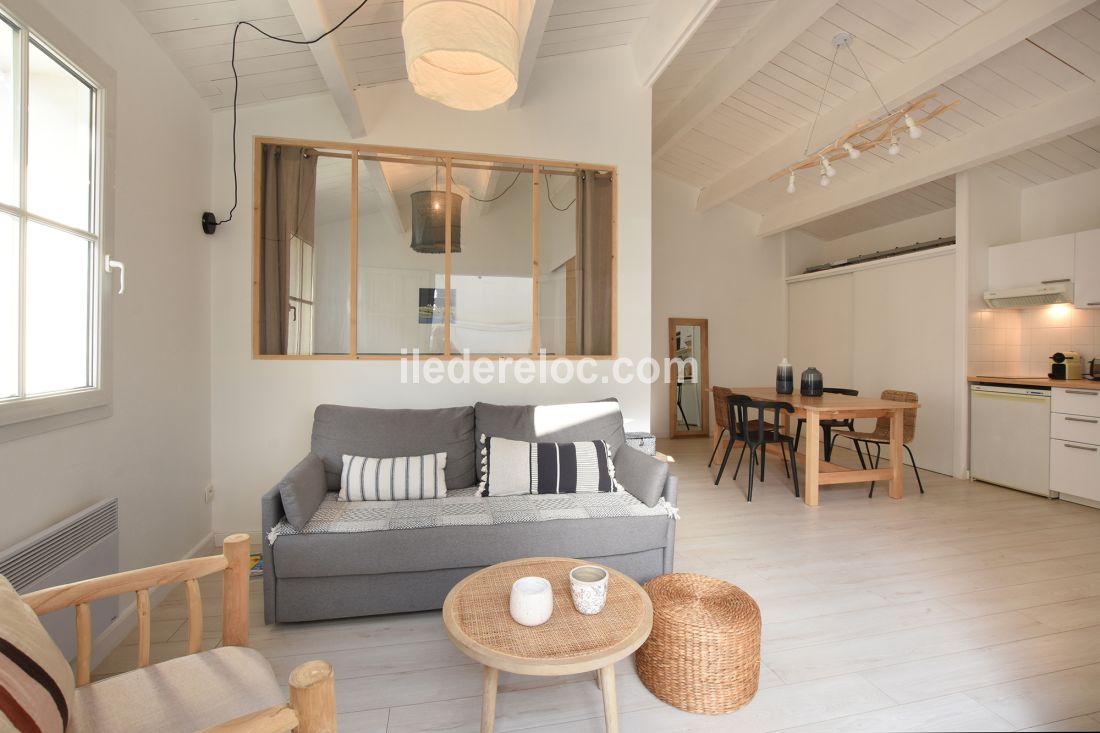 Photo 7 : NC d'une maison situ&eacute;e &agrave; Saint-Martin-de-R&eacute;, &icirc;le de R&eacute;.