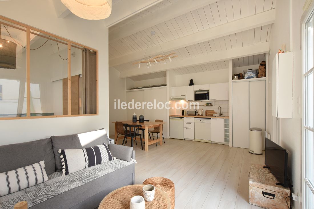 Photo 8 : NC d'une maison situ&eacute;e &agrave; Saint-Martin-de-R&eacute;, &icirc;le de R&eacute;.