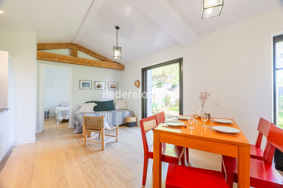 Photo 11 : NC d'une maison situ&eacute;e &agrave; Saint-Cl&eacute;ment-des-Baleines, &icirc;le de R&eacute;.