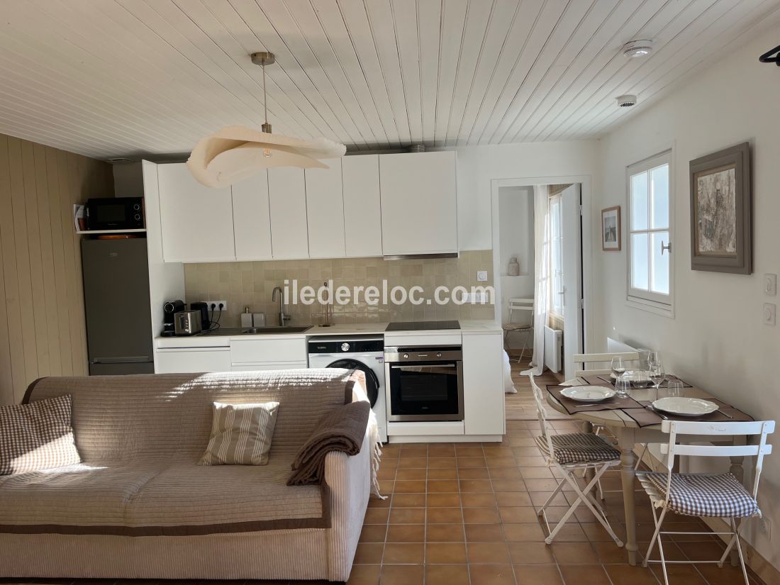 Photo 12 : SEJOUR d'une maison situ&eacute;e &agrave; Loix, &icirc;le de R&eacute;.