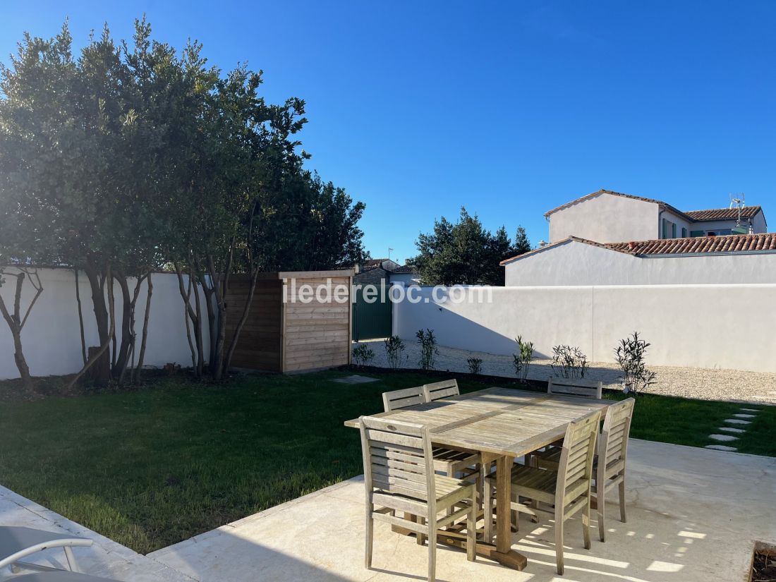Photo 21 : EXTERIEUR d'une maison situ&eacute;e &agrave; Loix, &icirc;le de R&eacute;.