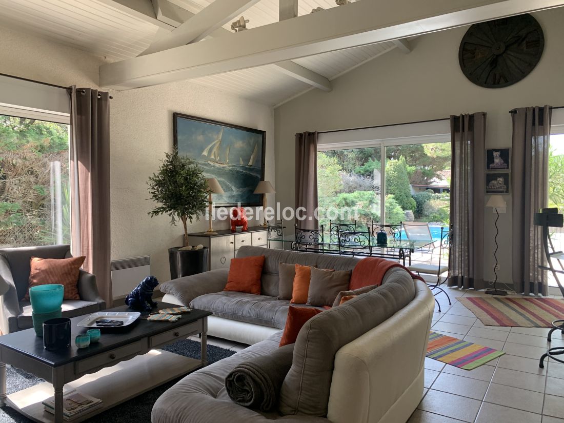 Photo 9 : NC d'une maison situ&eacute;e &agrave; Sainte-Marie-de-R&eacute;, &icirc;le de R&eacute;.