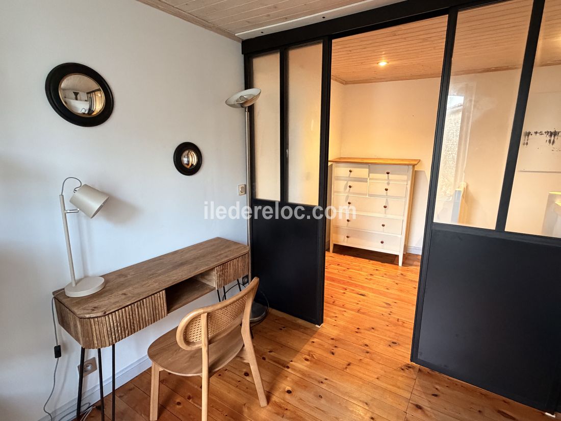 Photo 5 : NC d'une maison situ&eacute;e &agrave; La Flotte-en-R&eacute;, &icirc;le de R&eacute;.