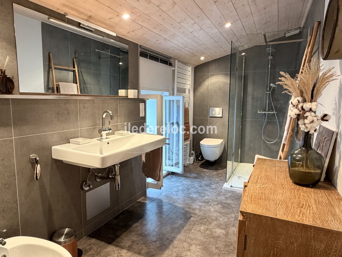 Photo 8 : NC d'une maison situ&eacute;e &agrave; La Flotte-en-R&eacute;, &icirc;le de R&eacute;.