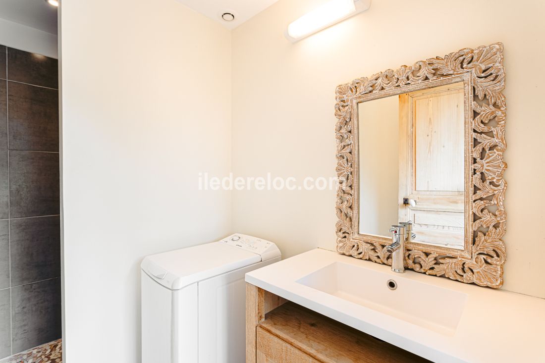 Photo 12 : NC d'une maison situ&eacute;e &agrave; Sainte-Marie-de-R&eacute;, &icirc;le de R&eacute;.