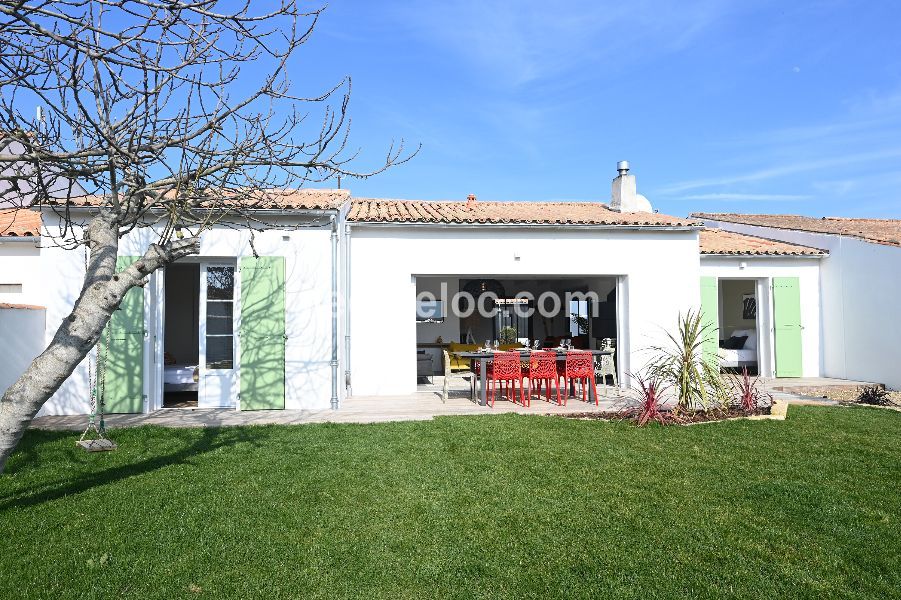 Photo 11 : JARDIN d'une maison situ&eacute;e &agrave; Ars en R&eacute;, &icirc;le de R&eacute;.