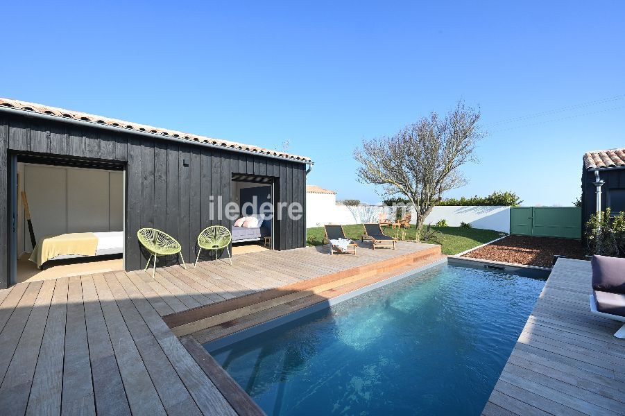 Photo 61 : PISCINE d'une maison situ&eacute;e &agrave; Ars en R&eacute;, &icirc;le de R&eacute;.
