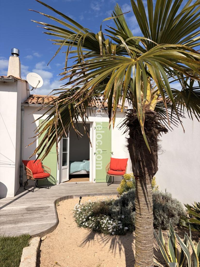 Photo 37 : JARDIN d'une maison situ&eacute;e &agrave; Ars en R&eacute;, &icirc;le de R&eacute;.