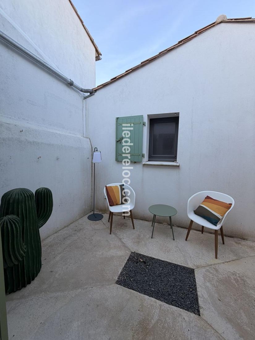 Photo 41 : PATIO d'une maison situ&eacute;e &agrave; Ars en R&eacute;, &icirc;le de R&eacute;.