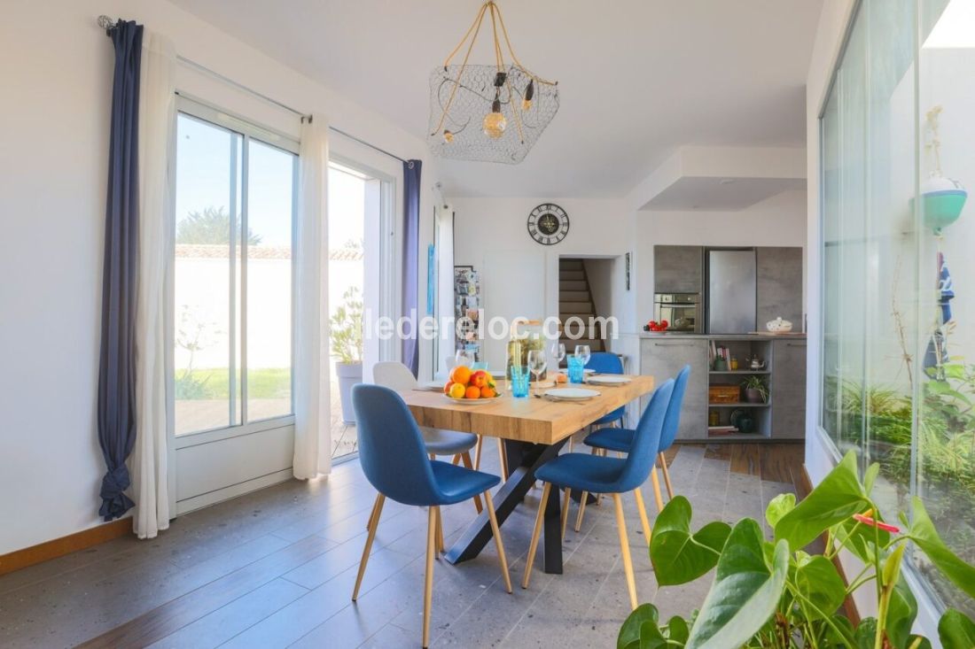 Photo 17 : SEJOUR d'une maison situ&eacute;e &agrave; La Flotte-en-R&eacute;, &icirc;le de R&eacute;.