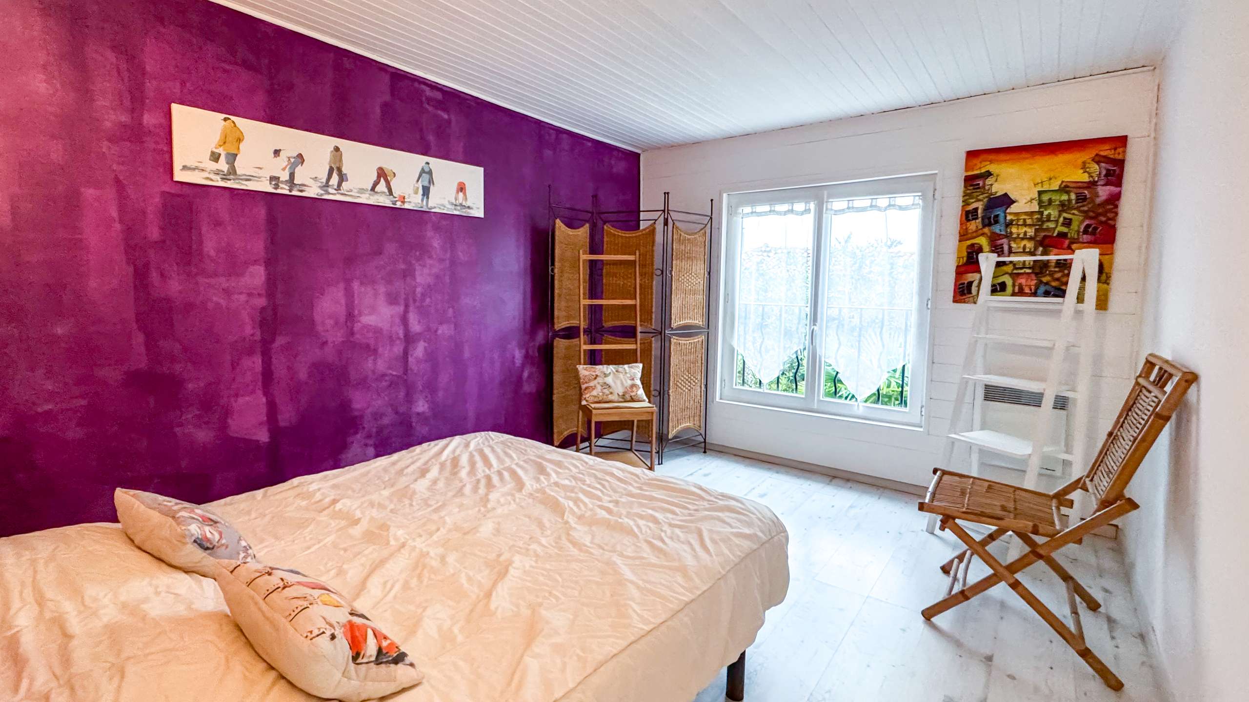 Photo 11 :  d'une maison situ&eacute;e &agrave; Le Bois-Plage-en-R&eacute;, &icirc;le de R&eacute;.