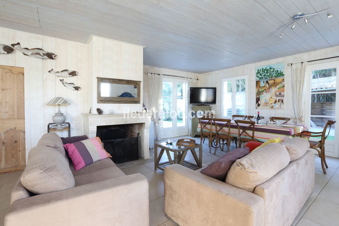 Photo 4 : NC d'une maison situ&eacute;e &agrave; Sainte-Marie-de-R&eacute;, &icirc;le de R&eacute;.