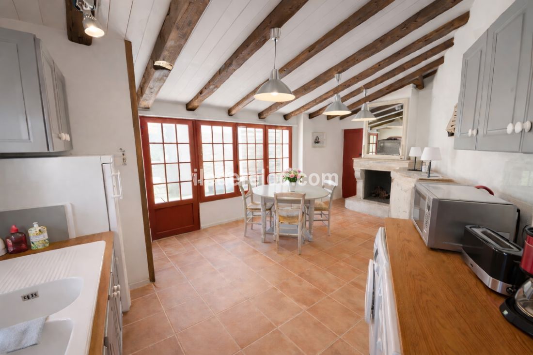 Photo 13 : SEJOUR d'une maison situ&eacute;e &agrave; La Flotte-en-R&eacute;, &icirc;le de R&eacute;.