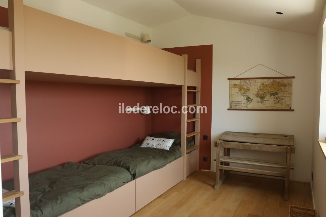 Photo 12 : NC d'une maison situ&eacute;e &agrave; Ars en R&eacute;, &icirc;le de R&eacute;.