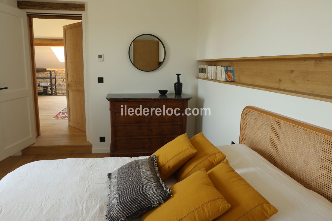 Photo 13 : NC d'une maison situ&eacute;e &agrave; Ars en R&eacute;, &icirc;le de R&eacute;.