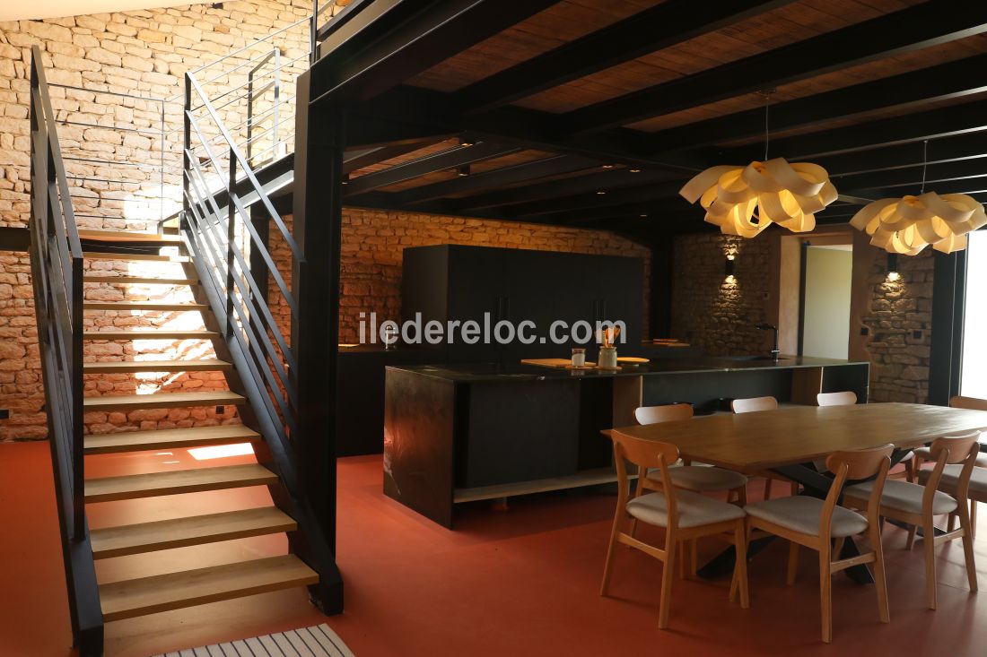 Photo 5 : NC d'une maison situ&eacute;e &agrave; Ars en R&eacute;, &icirc;le de R&eacute;.