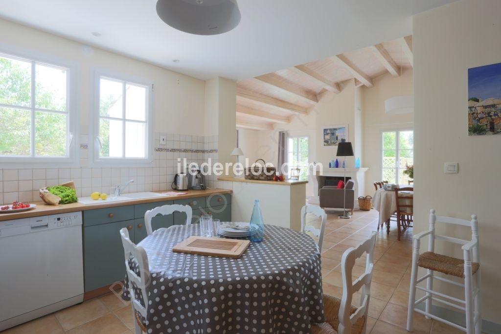 Photo 8 : NC d'une maison situ&eacute;e &agrave; La Flotte-en-R&eacute;, &icirc;le de R&eacute;.