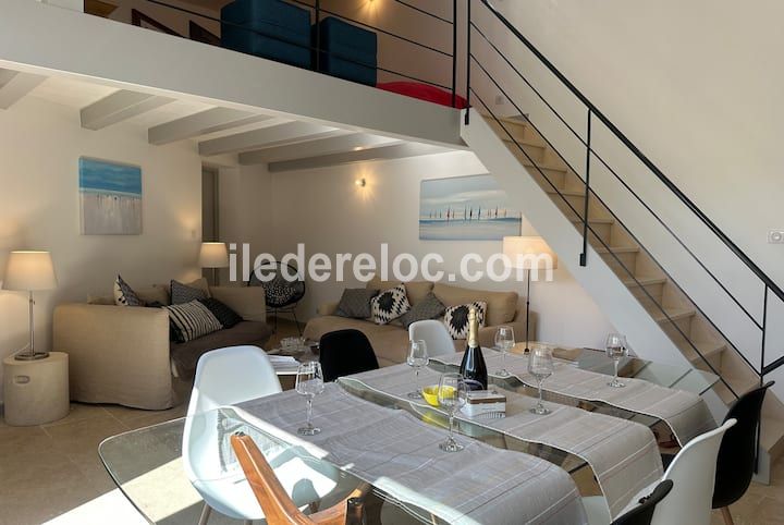 Photo 8 : NC d'une maison situ&eacute;e &agrave; Rivedoux-Plage, &icirc;le de R&eacute;.