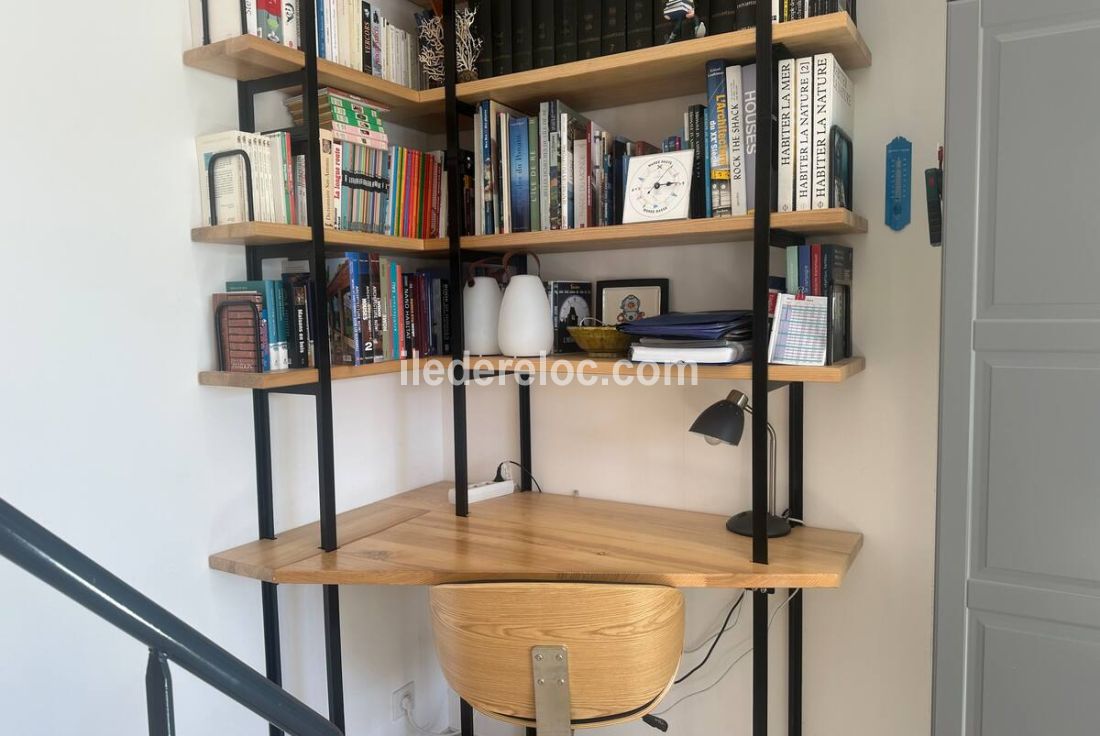 Photo 6 : NC d'une maison situ&eacute;e &agrave; Rivedoux-Plage, &icirc;le de R&eacute;.