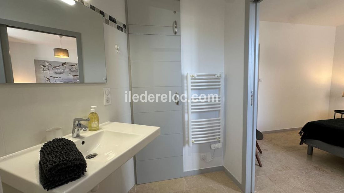 Photo 15 : NC d'une maison situ&eacute;e &agrave; Rivedoux-Plage, &icirc;le de R&eacute;.