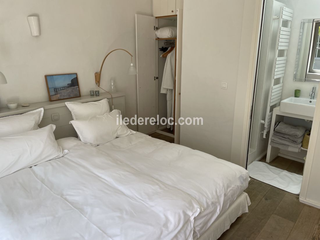 Photo 10 : NC d'une maison situ&eacute;e &agrave; Ars en R&eacute;, &icirc;le de R&eacute;.