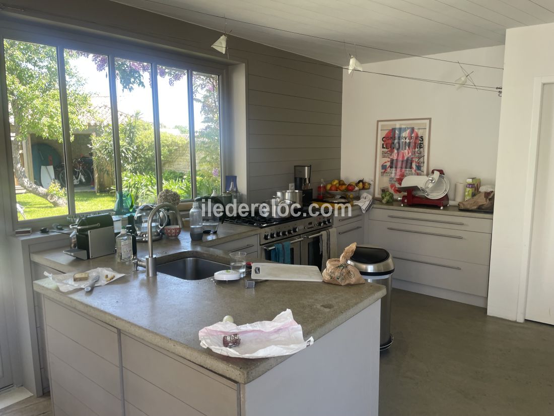 Photo 6 : NC d'une maison situ&eacute;e &agrave; Ars en R&eacute;, &icirc;le de R&eacute;.