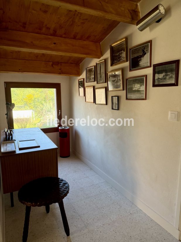 Photo 12 : BUREAU d'une maison situ&eacute;e &agrave; Saint-Cl&eacute;ment-des-Baleines, &icirc;le de R&eacute;.