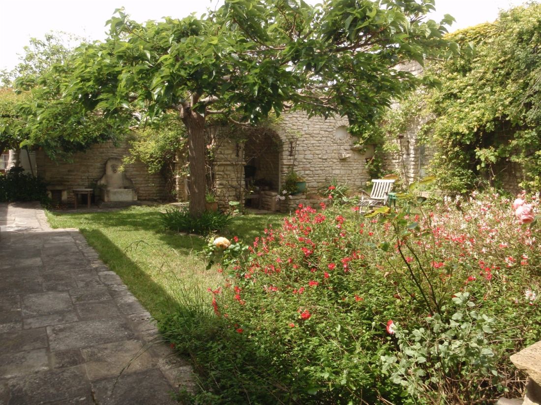 Photo 4 : NC d'une maison situ&eacute;e &agrave; Ars en R&eacute;, &icirc;le de R&eacute;.