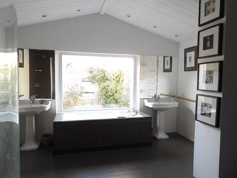 Photo 11 : NC d'une maison situ&eacute;e &agrave; Ars en R&eacute;, &icirc;le de R&eacute;.